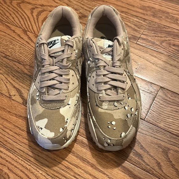 air max 90 - Picture 2 of 3